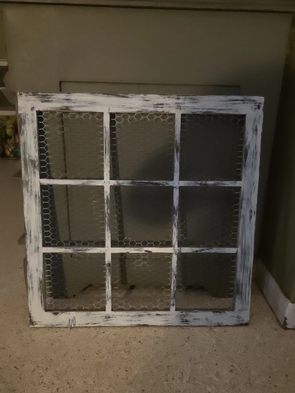 Distressed Farmhouse 9-Pane Window Frame Photo & Jewelry Organizer